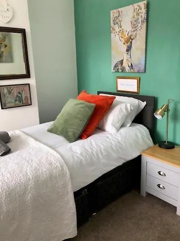 Emily House Semesterbostad